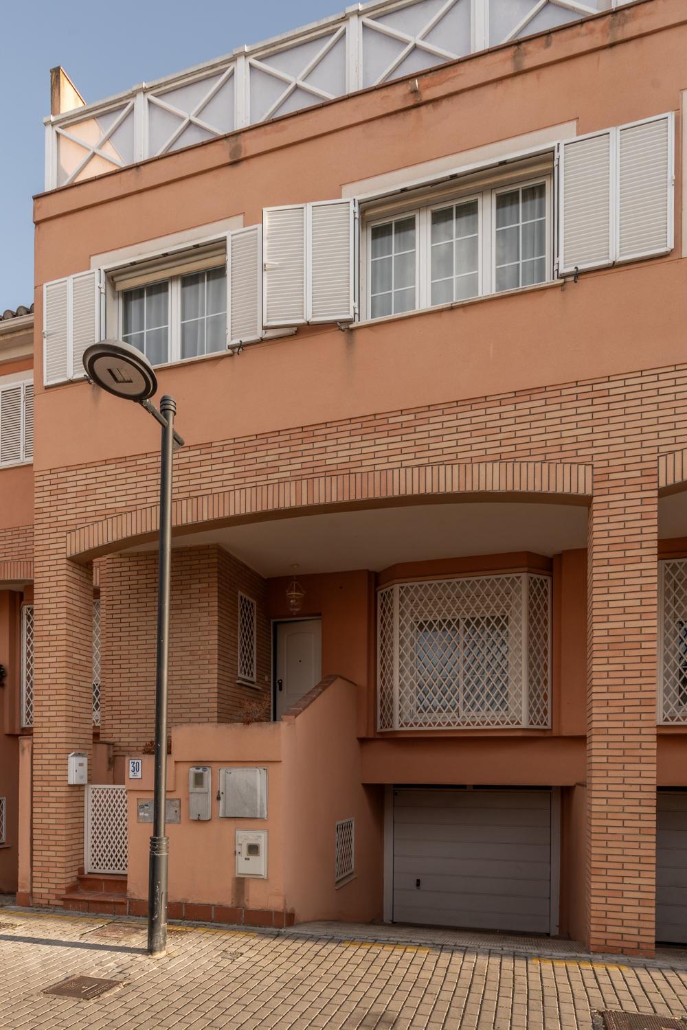 Вілла Tuguest Armilla House Екстер'єр фото